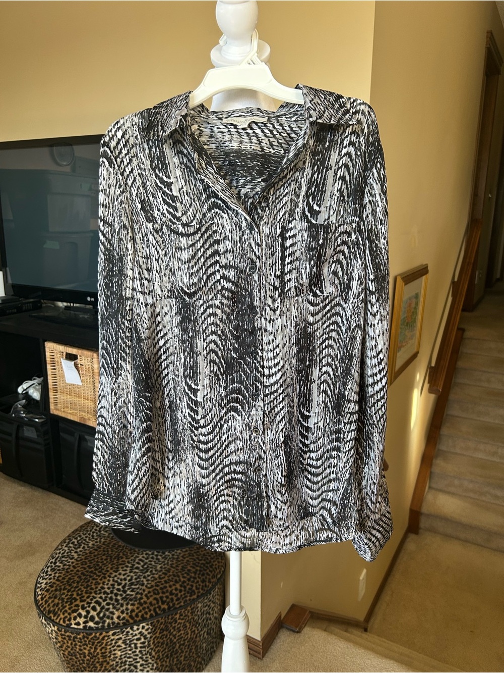 Black & White Abstract Pattern Flowy Semi Sheer Button-Up Blouse